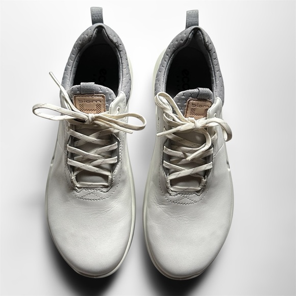 Sold - Picture 3 of 5